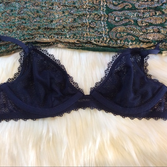 VICTORIA'S SECRET DREAM ANGELS UNDER WIRE LACE BRA - Picture 5 of 8